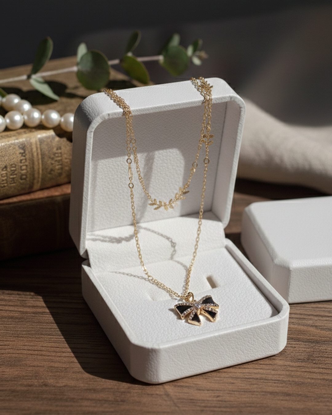 BEAUTIFUL BUTTERFLY NECKLACE.